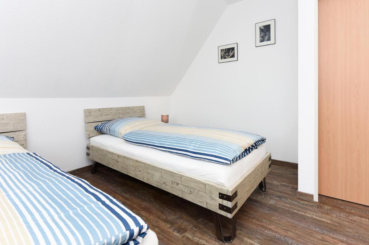 Ferienwohnung 2 Und 3 Im Haus Meeresbrise Carolinensiel Buitenkant foto