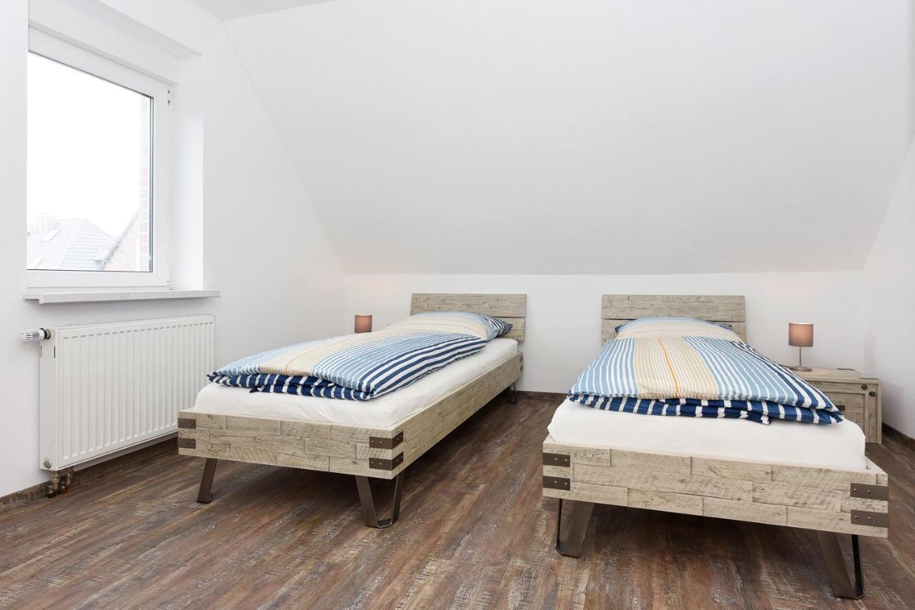 Ferienwohnung 2 Und 3 Im Haus Meeresbrise Carolinensiel Buitenkant foto